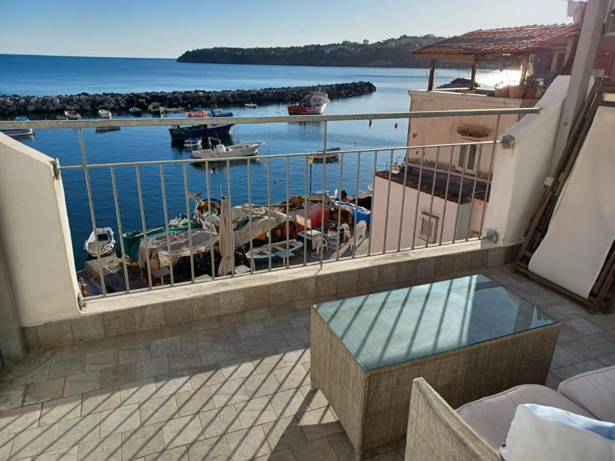 プロチーダLa Terrazza Di Mariaアパートメント エクステリア 写真